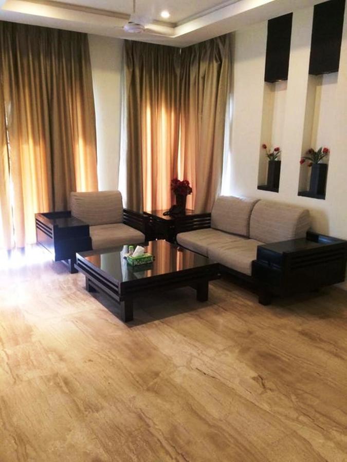Hotel Vipul Grand Gurgaon Eksteriør billede