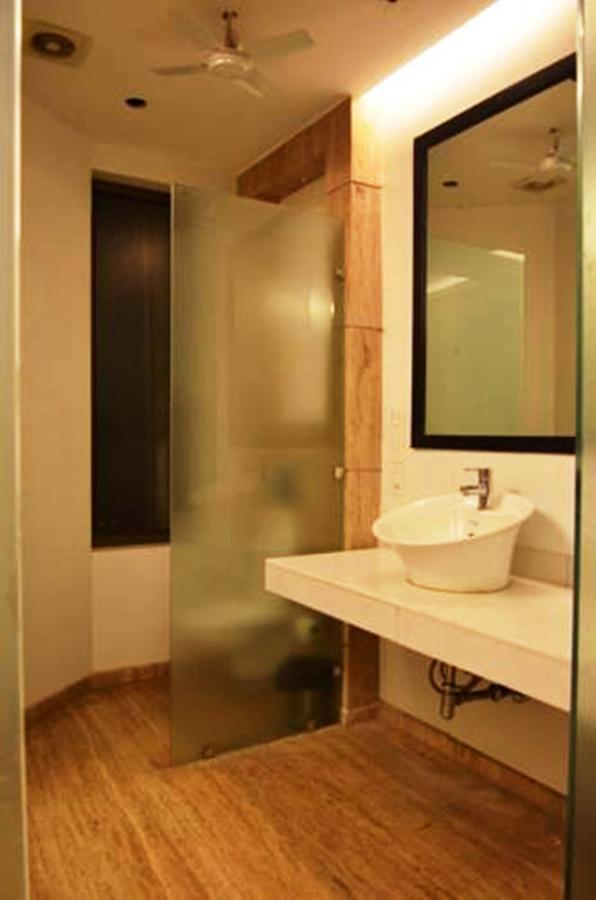 Hotel Vipul Grand Gurgaon Eksteriør billede